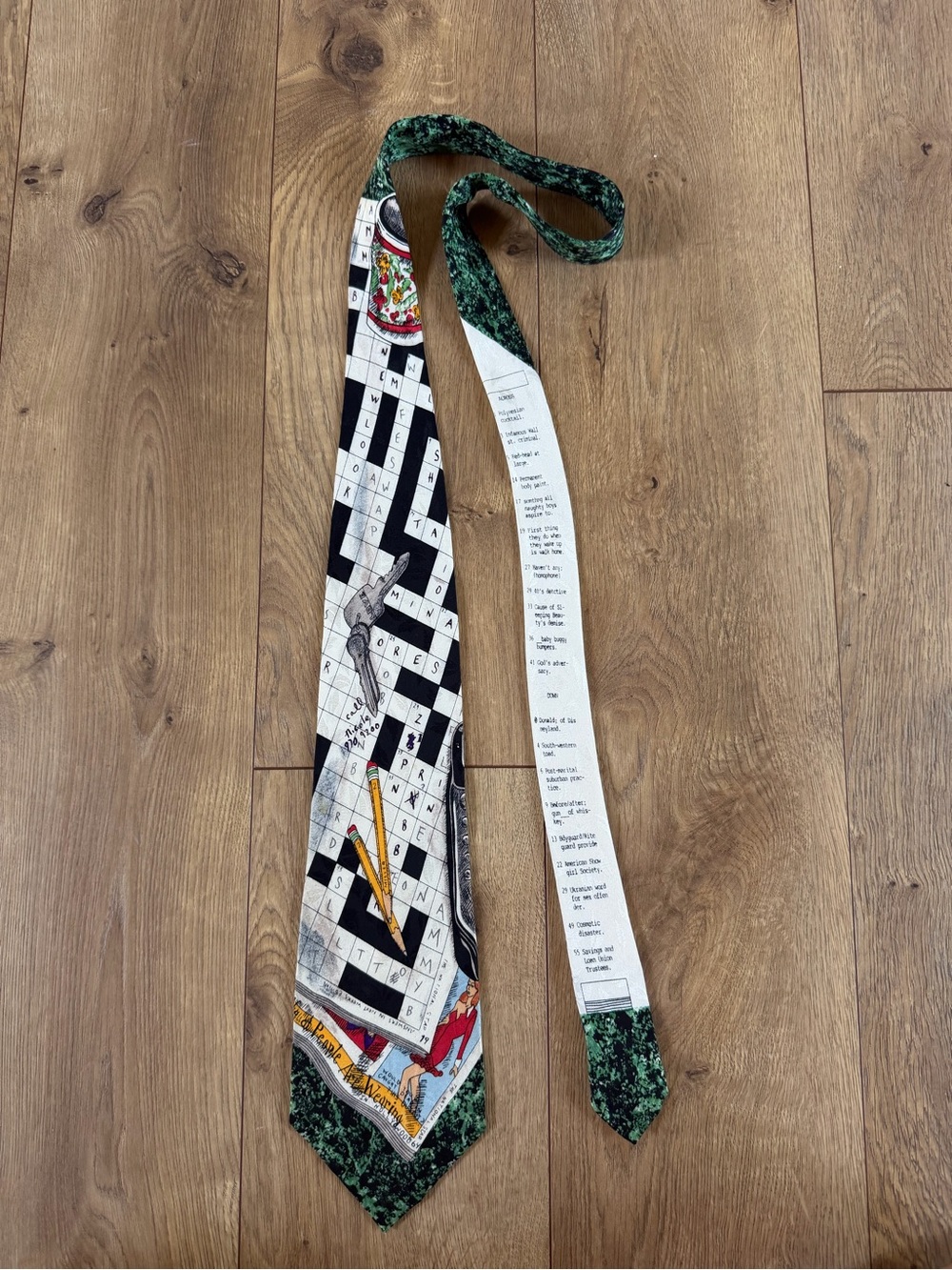 Nicole Miller Vintage 1992 Crossword Puzzle 100% Silk Hand-Sewn Tie